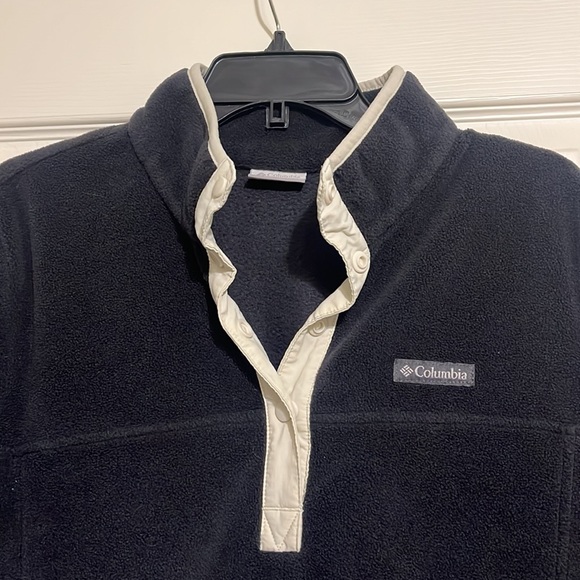 Womens Columbia Pullover - Picture 2 of 2